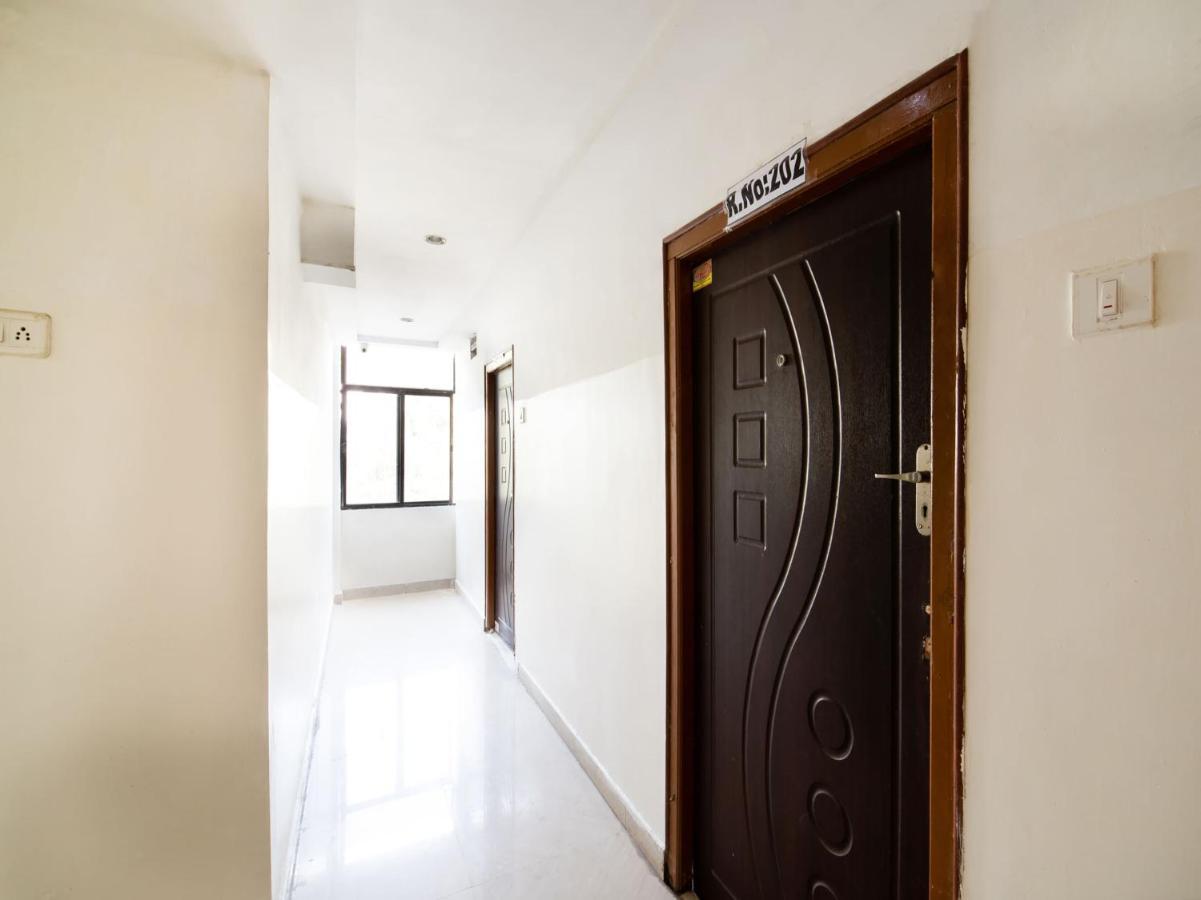 Oyo 69511 Hotel Sea E Pearl Visakhapatnam Ngoại thất bức ảnh