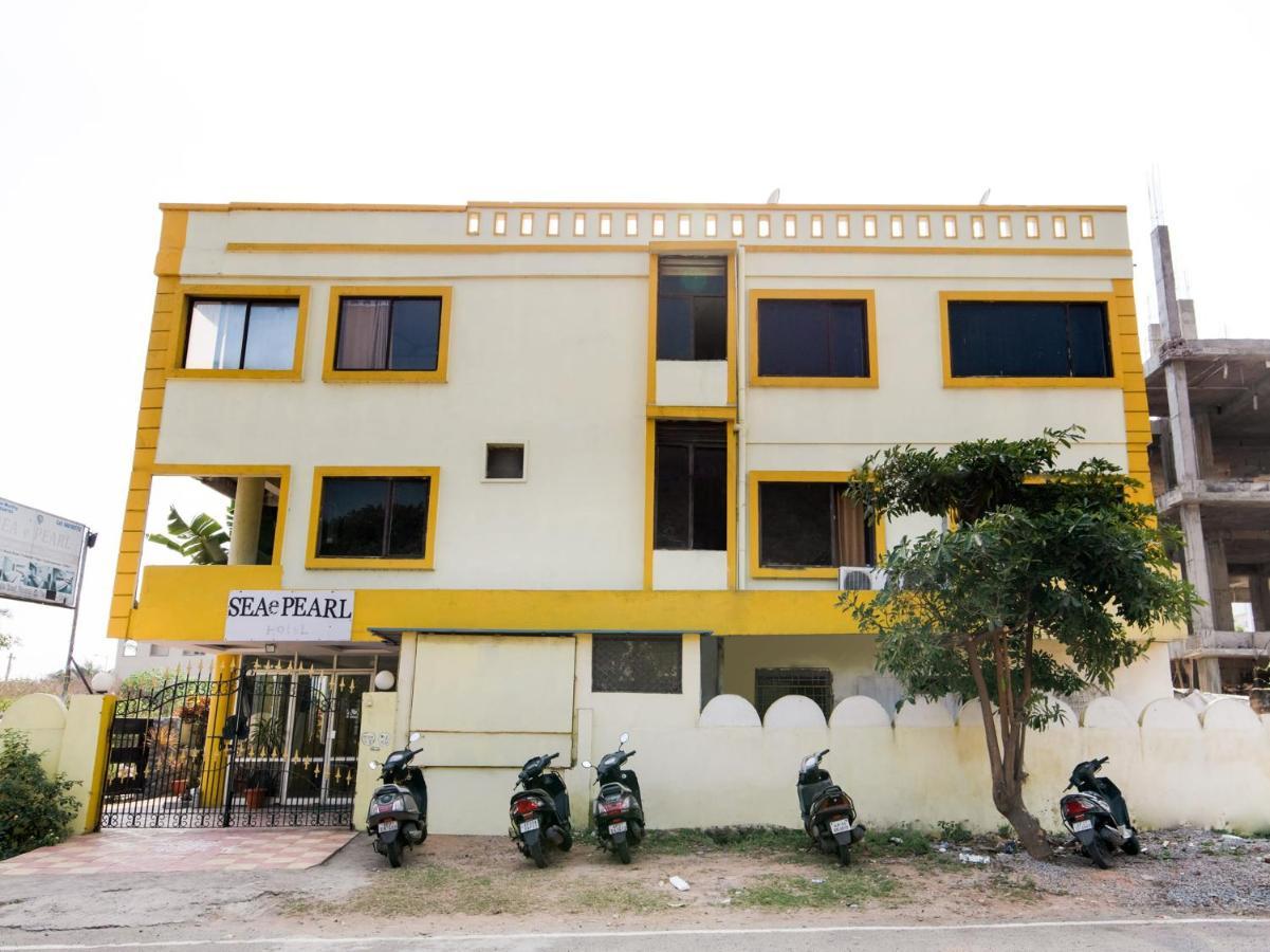 Oyo 69511 Hotel Sea E Pearl Visakhapatnam Ngoại thất bức ảnh