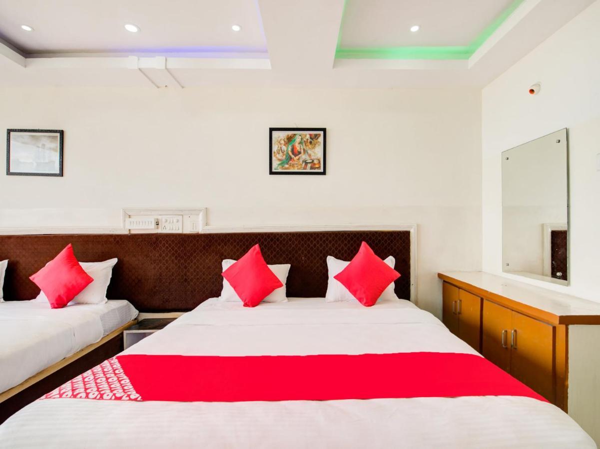 Oyo 69511 Hotel Sea E Pearl Visakhapatnam Ngoại thất bức ảnh